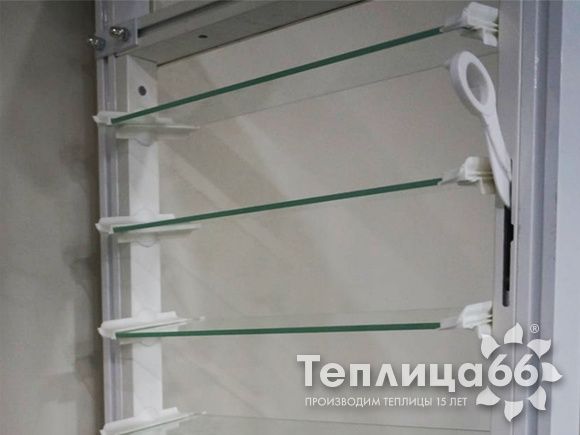 Форточка жалюзийная для теплиц botanik на 4 стекла, 100 мм